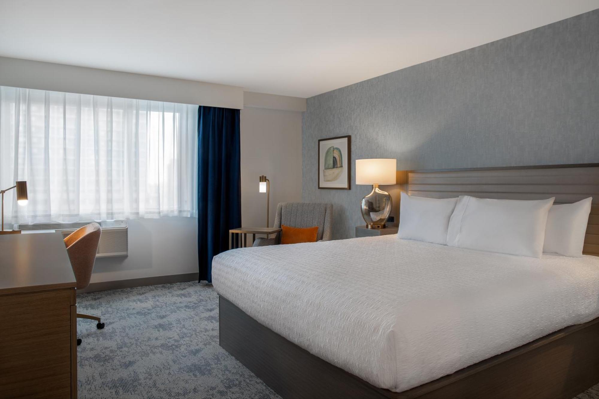 Hampton Inn By Hilton Winnipeg Downtown Exterior foto