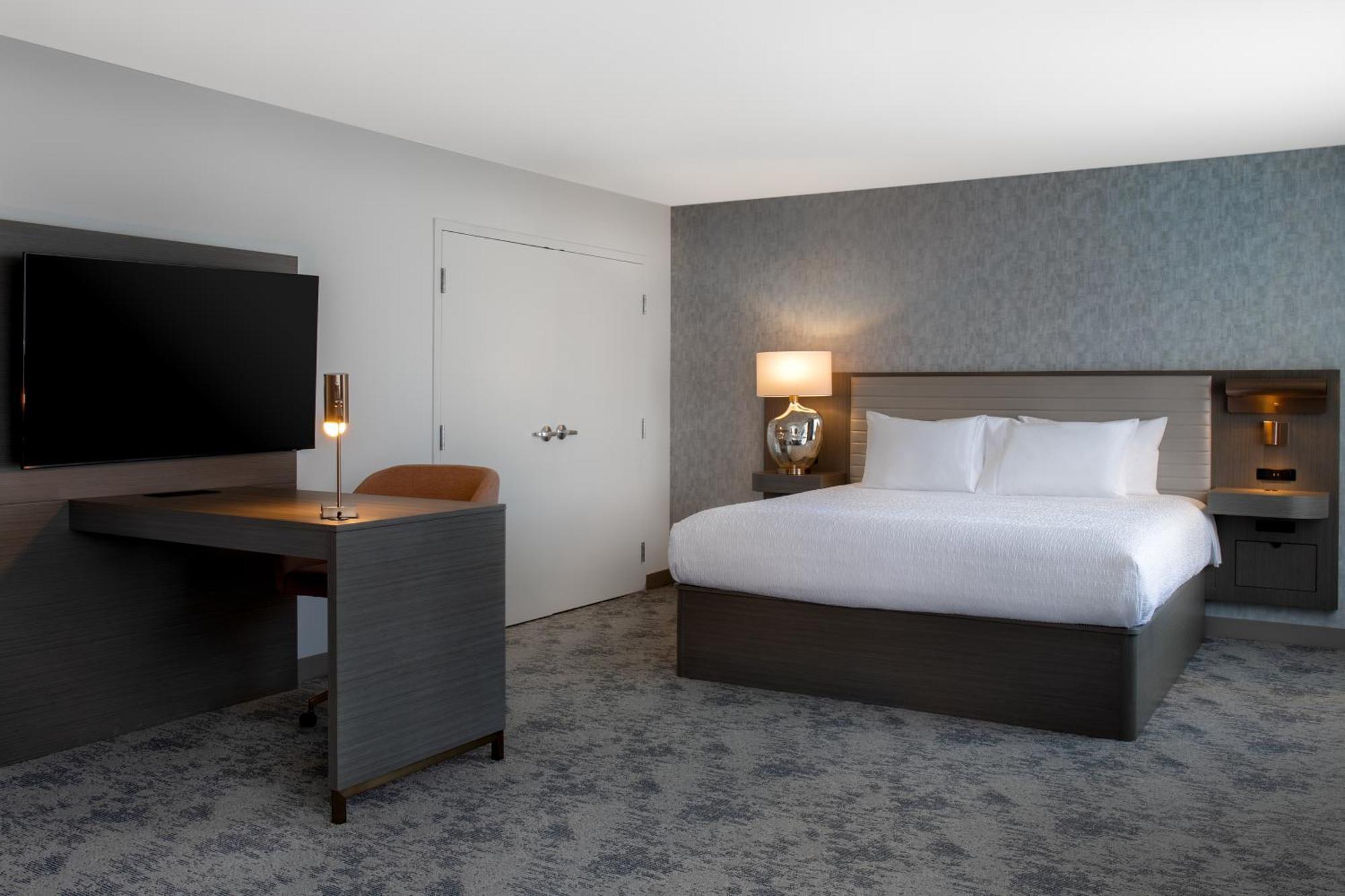 Hampton Inn By Hilton Winnipeg Downtown Exterior foto