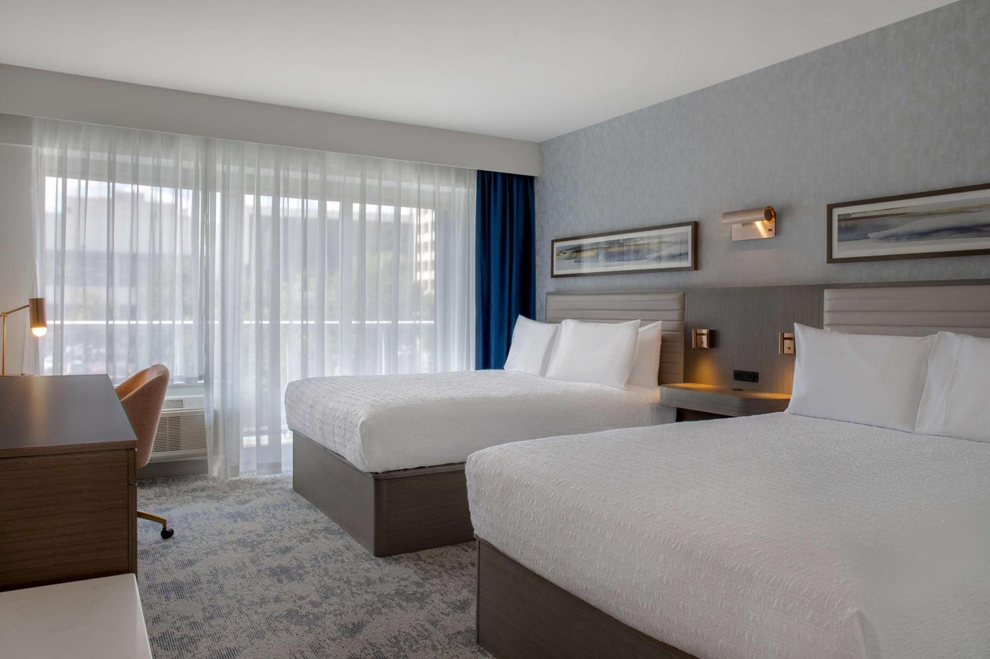 Hampton Inn By Hilton Winnipeg Downtown Exterior foto