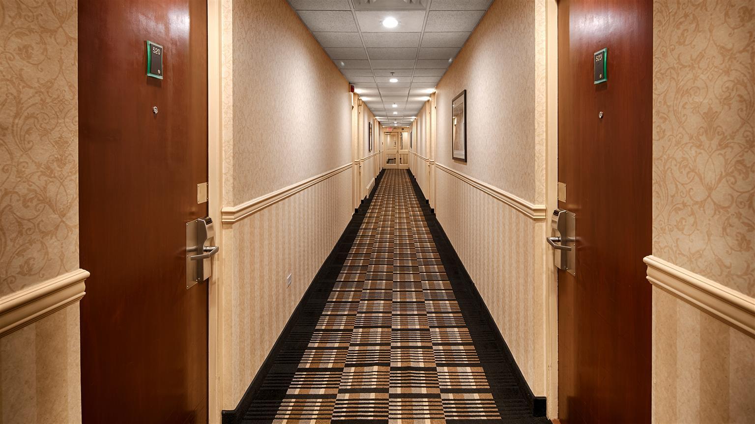 Hampton Inn By Hilton Winnipeg Downtown Exterior foto